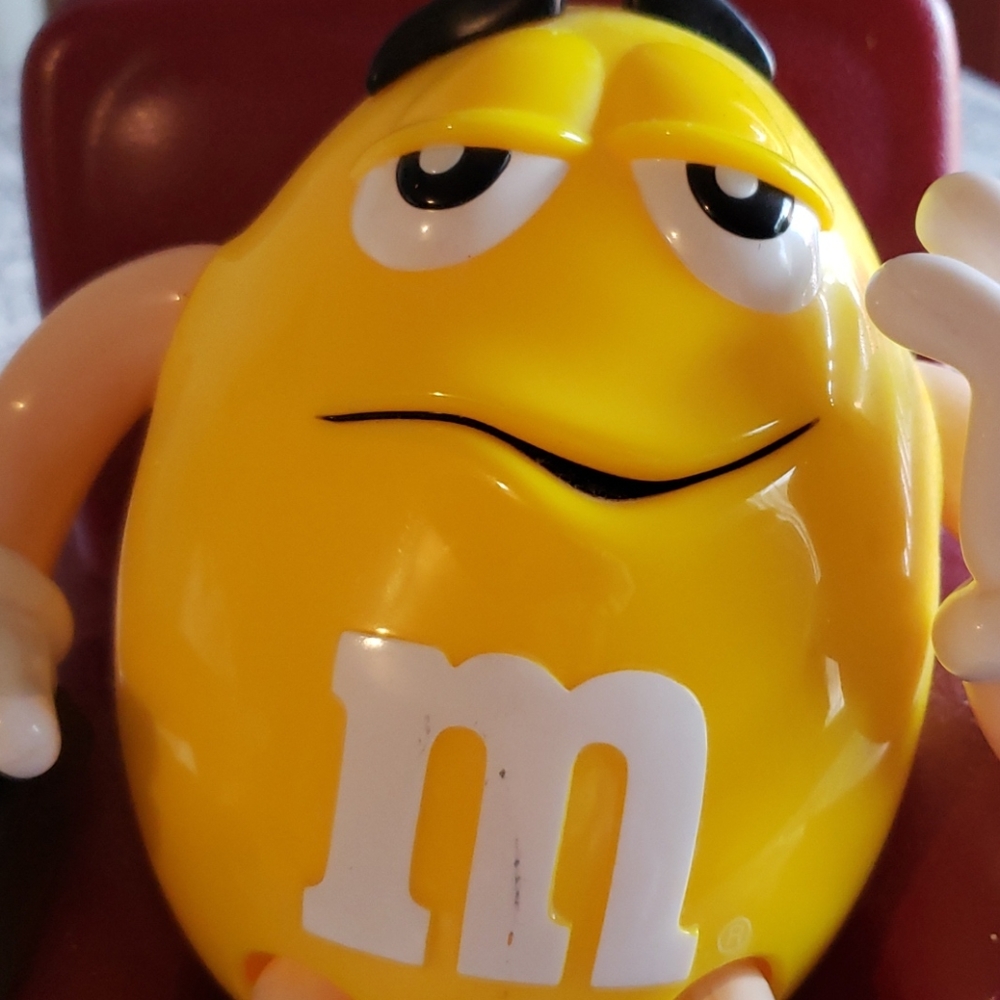 M&M Candy Dispenser. - Picture 6 of 6